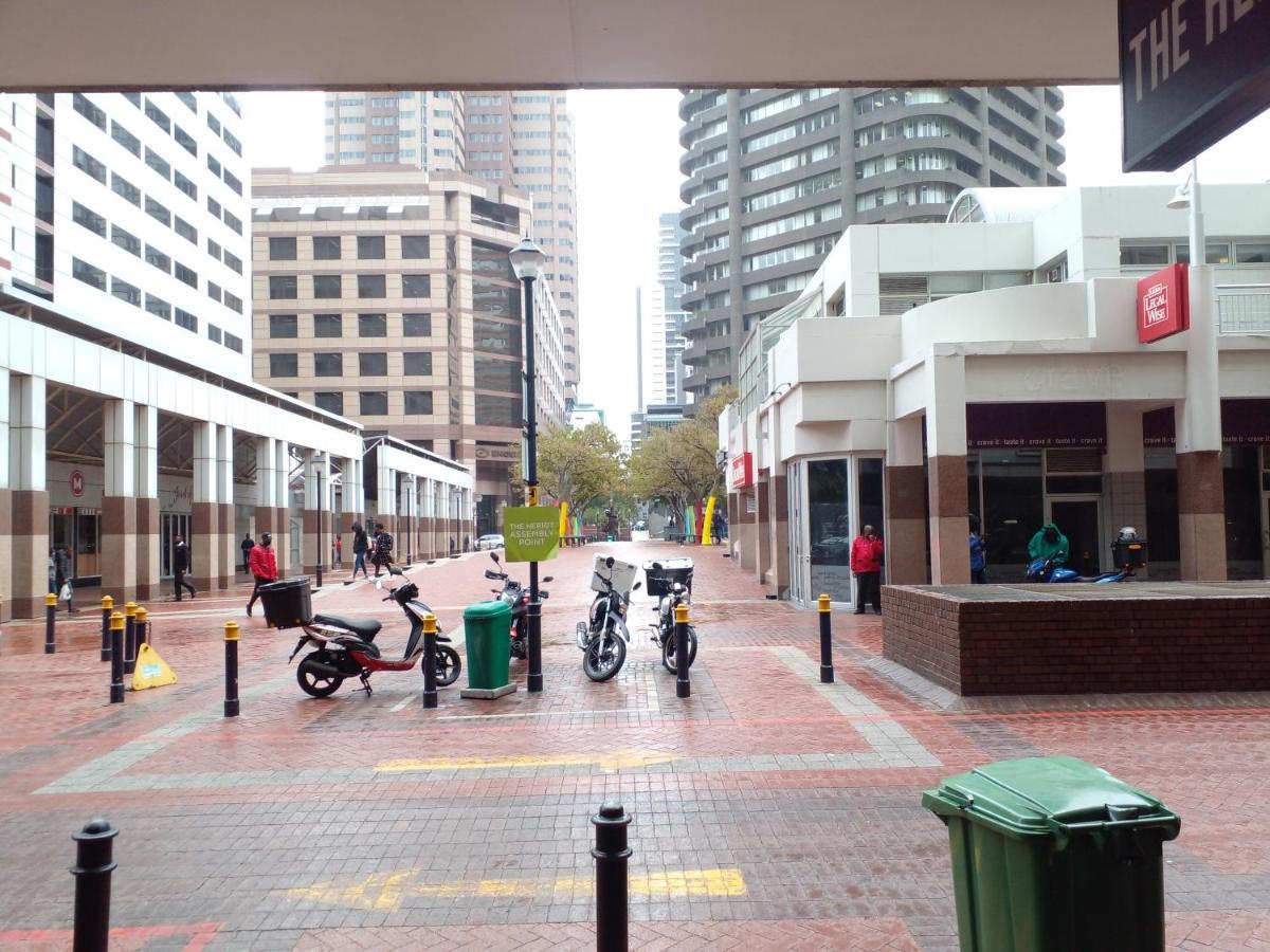 Heriot 1 Bedroom Apartment ケープタウン エクステリア 写真